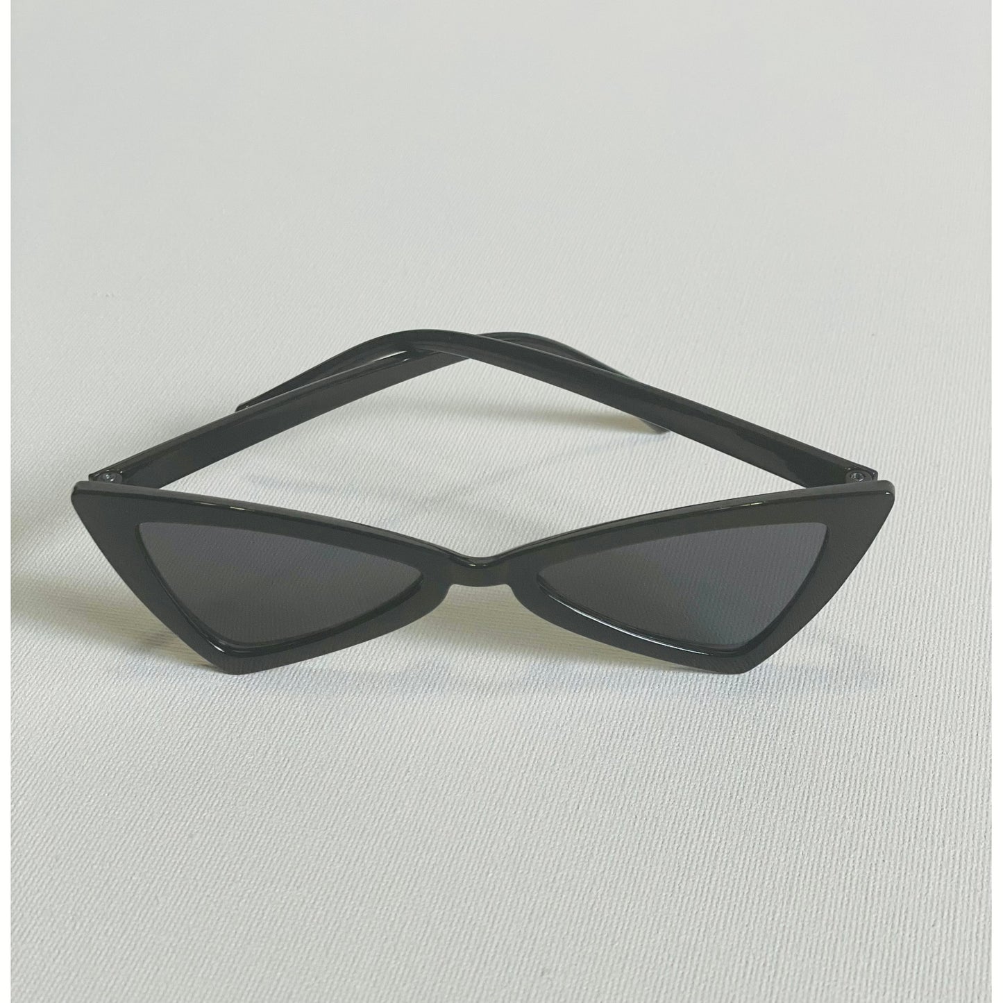 ROCKSTAR SHADES - ACE & JADE