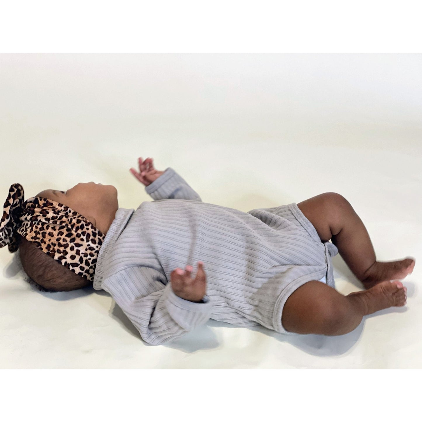 TIERRA LONG-SLEEVE ONESIE - ACE & JADE